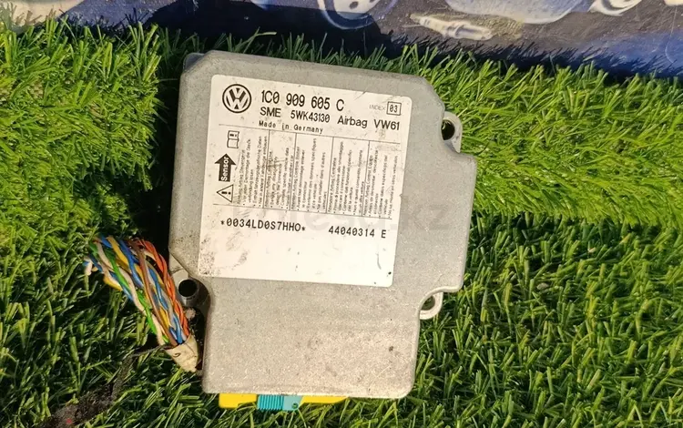 Блок Airbag Volkswagen Passat за 9 234 тг. в Алматы
