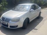 Volkswagen Jetta 2006 года за 2 500 000 тг. в Алматы – фото 4