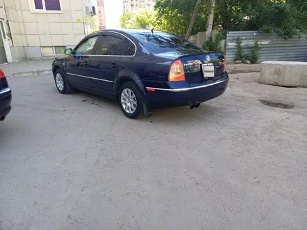 Volkswagen Passat 2003 года за 2 800 000 тг. в Астана – фото 7