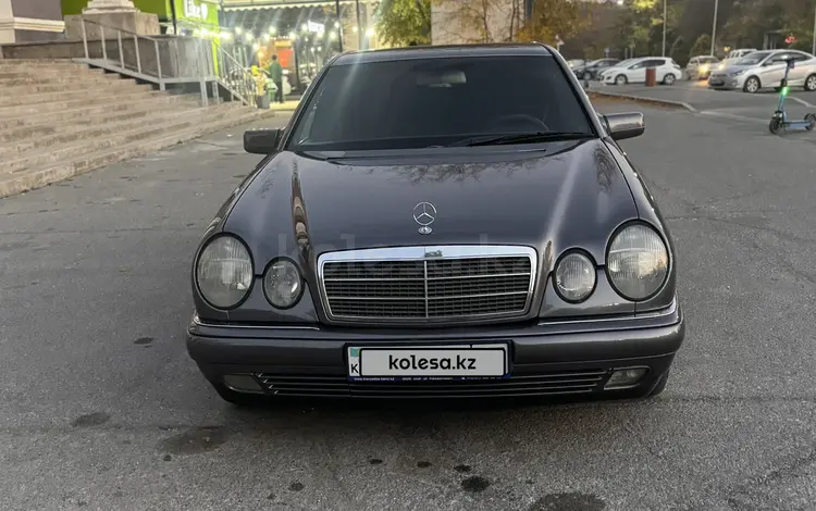 Mercedes-Benz E 280 1996 годаfor3 600 000 тг. в Шымкент