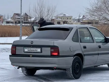 Opel Vectra 1994 года за 900 000 тг. в Кызылорда – фото 2