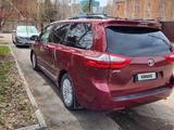 Toyota Sienna 2015 года за 14 000 000 тг. в Жезказган – фото 3