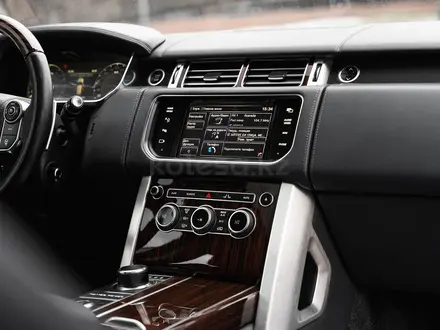 Land Rover Range Rover 2014 года за 30 000 000 тг. в Алматы – фото 16