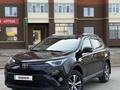 Toyota RAV4 2016 года за 10 500 000 тг. в Актобе – фото 2