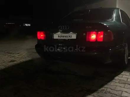 Audi A8 1996 года за 2 500 000 тг. в Алматы – фото 6
