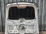 Крышка багажника стекло и ручка в сборе крайслер рт крузер за 50 000 тг. в Караганда – фото 2