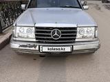 Mercedes-Benz E 280 1993 года за 1 200 000 тг. в Астана – фото 3