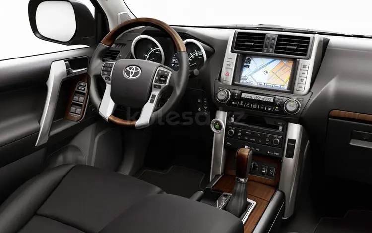 Toyota Land Cruiser Prado 2011 года за 50 000 тг. в Семей