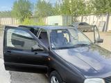Volkswagen Golf 1996 годаүшін900 000 тг. в Семей – фото 2