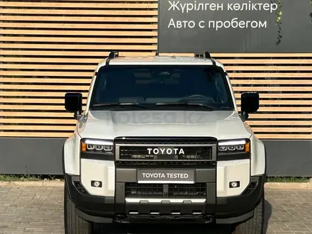 Toyota Land Cruiser Prado Luxe 2024 года за 39 000 000 тг. в Алматы – фото 3