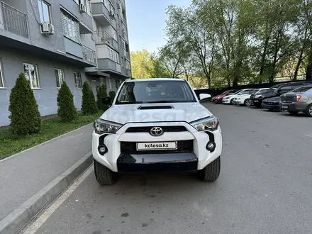 Toyota 4Runner 2021 года за 22 000 000 тг. в Алматы – фото 18