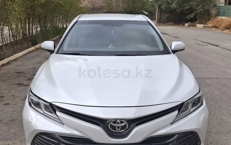 Toyota Camry 2021 года за 13 300 000 тг. в Кызылорда