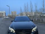 Mercedes-Benz E 200 2013 года за 13 900 000 тг. в Астана – фото 3