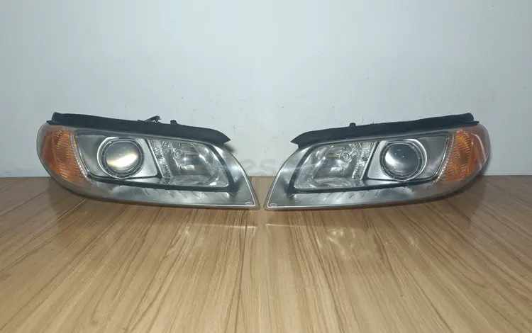 2шт Фары Xenon Volvo S80 V70 Оригинал Б/У Вольво 06-13г Фара левая правая за 80 000 тг. в Караганда