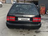 Volkswagen Passat 1994 года за 2 100 000 тг. в Шымкент