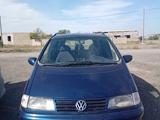Volkswagen Sharan 1995 года за 1 800 000 тг. в Экибастуз