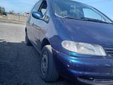 Volkswagen Sharan 1995 года за 1 800 000 тг. в Экибастуз – фото 3