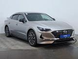 Hyundai Sonata 2020 года за 11 710 000 тг. в Астана – фото 3