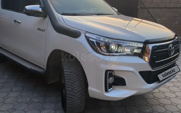 Toyota Hilux 2018 года за 22 235 500 тг. в Актау