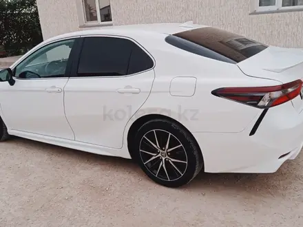 Toyota Camry 2020 года за 15 000 000 тг. в Актау – фото 10