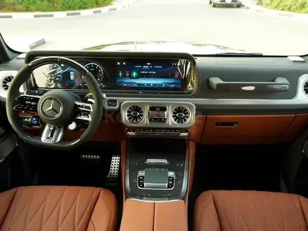 Mercedes-Benz G 63 AMG 4MATIC 2025 года за 160 000 000 тг. в Астана – фото 9