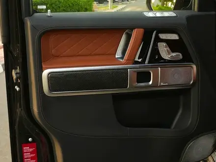 Mercedes-Benz G 63 AMG 4MATIC 2025 года за 160 000 000 тг. в Астана – фото 16
