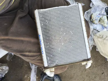 Радиатор печка на Toyota Avensis за 800 тг. в Алматы – фото 2