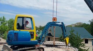 Komatsu  PC10 2003 года за 5 750 000 тг. в Алматы