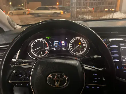 Toyota Camry 2018 года за 13 500 000 тг. в Тараз – фото 8