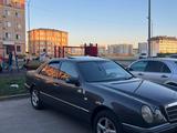 Mercedes-Benz E 230 1996 годаүшін3 300 000 тг. в Тараз