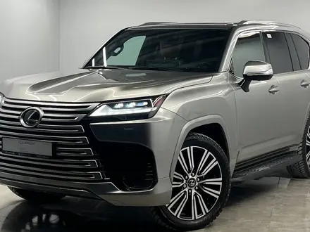 Lexus LX 600 2022 года за 68 000 000 тг. в Алматы