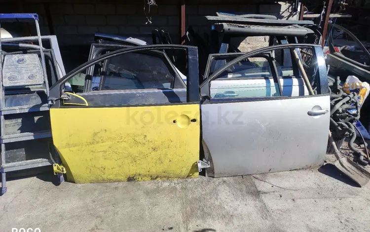 Дверь передняя левая за 25 000 тг. в Астана