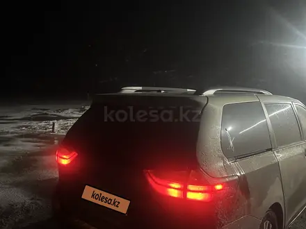 Toyota Sienna 2016 года за 13 000 000 тг. в Атырау – фото 3