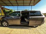 Toyota Sienna 2014 годаfor8 200 000 тг. в Актау – фото 3