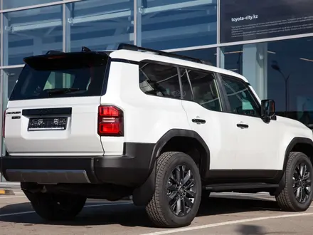 Toyota Land Cruiser Prado Luxe 2025 года за 47 995 545 тг. в Алматы – фото 30