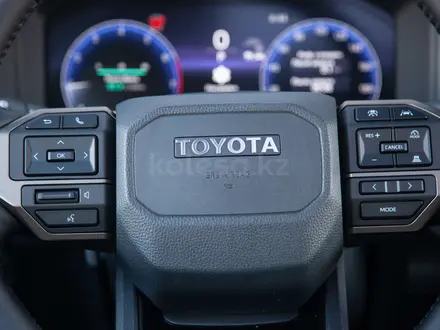Toyota Land Cruiser Prado Luxe 2025 года за 47 995 545 тг. в Алматы – фото 24