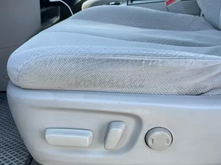 Toyota Sienna 2011 года за 6 200 000 тг. в Актобе – фото 10