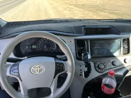 Toyota Sienna 2011 года за 6 200 000 тг. в Актобе – фото 13