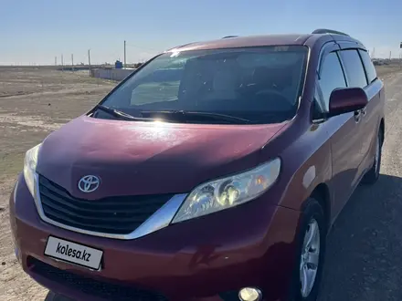 Toyota Sienna 2011 года за 6 200 000 тг. в Актобе – фото 15