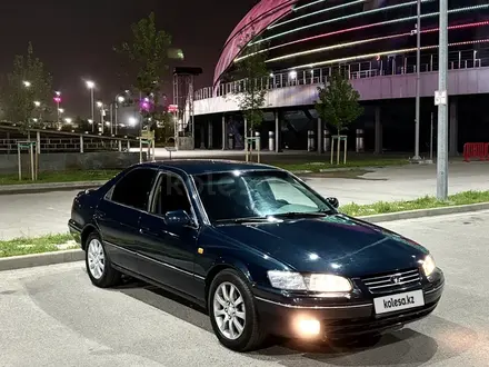 Toyota Camry 1997 года за 3 100 000 тг. в Алматы – фото 3