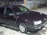 Volkswagen Passat 1993 года за 1 300 000 тг. в Шымкент