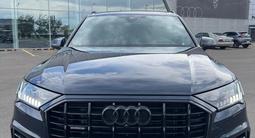 Audi Q7 2023 годаfor55 000 000 тг. в Астана