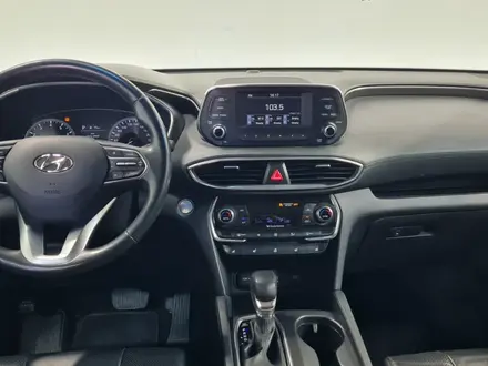 Hyundai Santa Fe 2018 года за 11 590 000 тг. в Алматы – фото 14