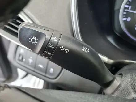 Hyundai Santa Fe 2018 года за 11 590 000 тг. в Алматы – фото 23