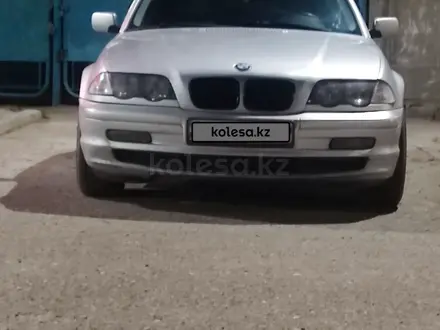 BMW 328 1998 года за 3 150 000 тг. в Жезказган