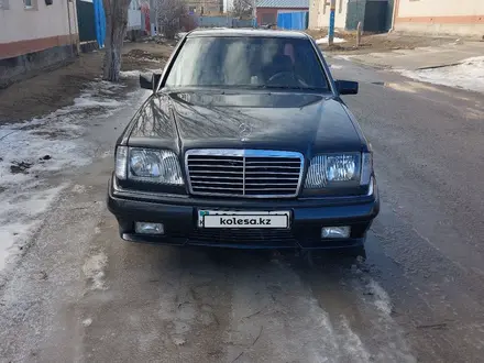 Mercedes-Benz E 280 1995 года за 2 200 000 тг. в Кызылорда – фото 4
