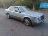 Mercedes-Benz E 280 1993 годаfor2 500 000 тг. в Шымкент