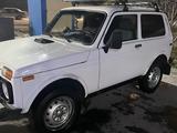 ВАЗ (Lada) Lada 2121 2000 года за 800 000 тг. в Тараз