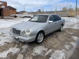 Mercedes-Benz E 230 1998 годаүшін1 650 000 тг. в Астана – фото 3