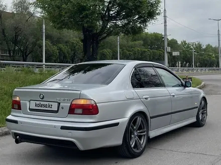 BMW 530 2000 года за 4 000 000 тг. в Алматы – фото 11